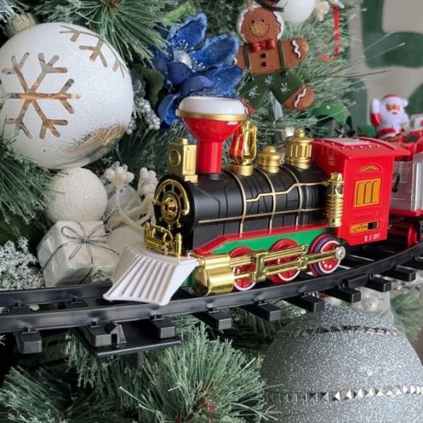 Christmas Tree With Train Set